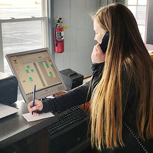 Airport Management Customer-Service